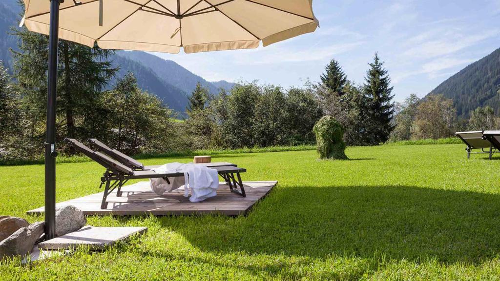 La Casies Mountain Hotel Santa Maddalena in Casies Exterior photo
